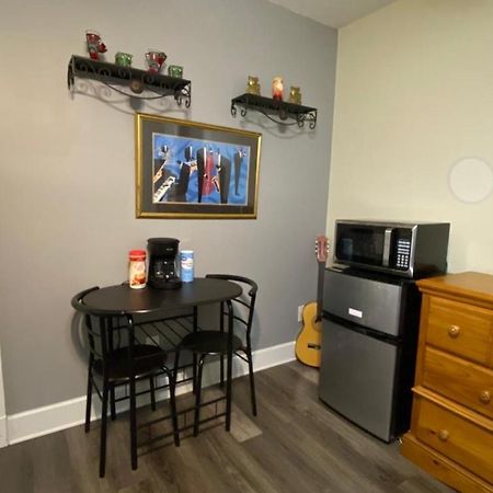 A Treasure Coast Gem- Private Entrance And Private Bathroom Port St. Lucie Buitenkant foto